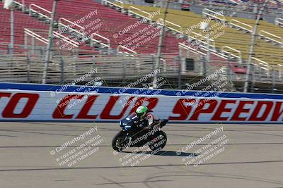 media/Aug-27-2022-Fastrack Riders (Sat) [[c588535105]]/Level 1/Session 1 Start Finish/